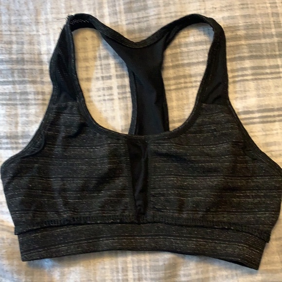 Bundle sports bras and bandeau - Picture 4 of 6